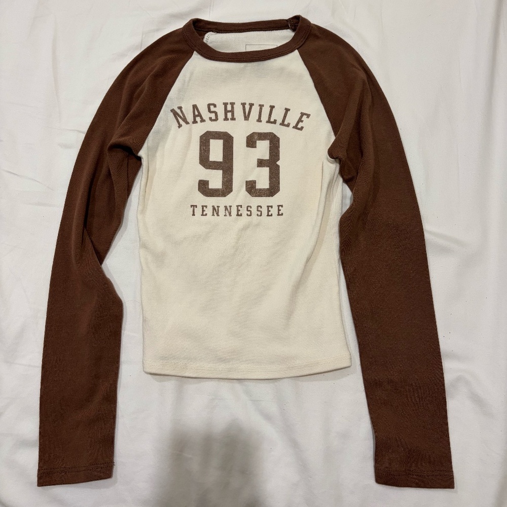 Tilly’s Long Sleeve Nashville Top